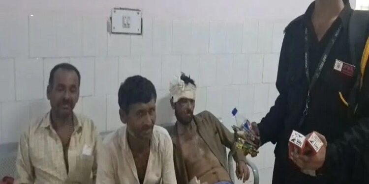 Patient and attendant arrested for drinking alcohol in ICU