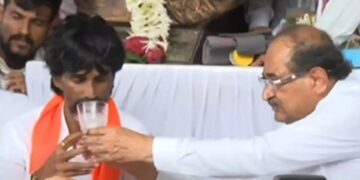 Manoj Jarange ended his fast