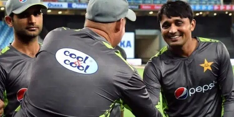Pakistan bowler Waqas Maqsood