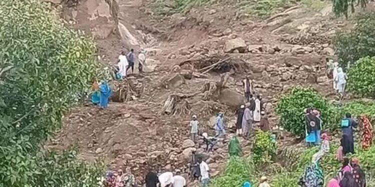 1000 people died due to massive landslide