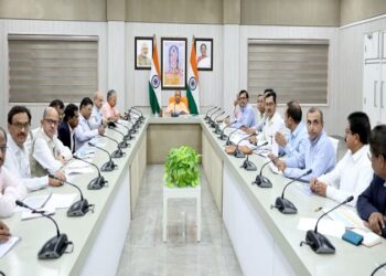 CM Yogi held a meeting on Jal Jeevan Mission
