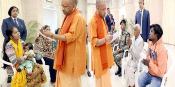 CM Yogi listened to everyone's problems.