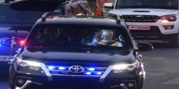 Grand welcome for PM Modi in Kashi