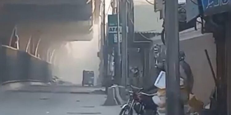 Suicide attack on paramilitary force headquarters
