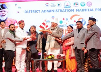 CM Dhami participated in the Winter Carnival organized in Nainital