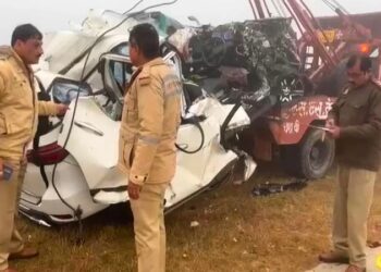 Four died on the spot as a Fortuner overturned.