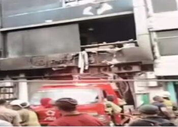 A massive fire broke out in a 7-storey building.