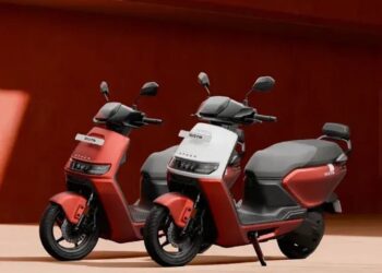 1.15 लाख के इलेक्ट्रिक स्कूटर ने बनाया रिकॉर्ड, 2 लाख लोगों ने खरीदा ये मॉडल