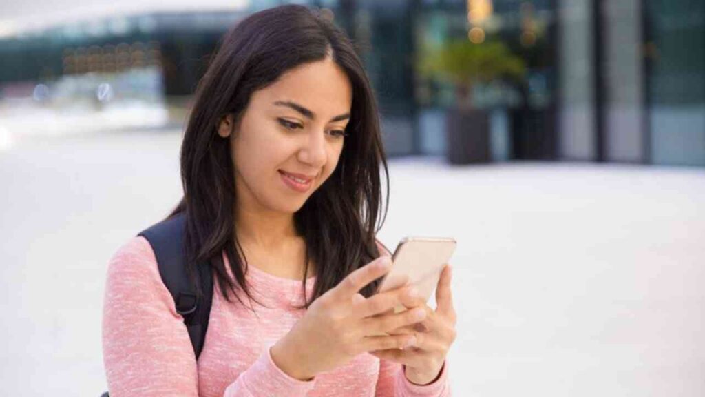 BSNL का धमाकेदार ऑफर, देखते ही मन में फूटेगा लड्डू! ₹251 में मिल रहा 100GB डेटा