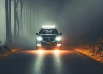 सर्दियों में बढ़ जाती हैं कार की दिक्कतें, जानें जरूरी मेंटेनेंस टिप्स