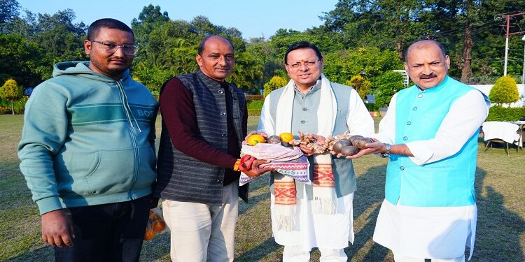 MLA Mahesh Singh Jina met CM Dhami