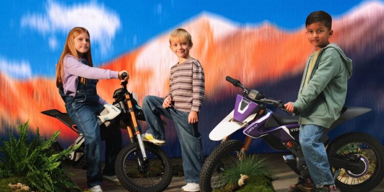 Hero Vida लेकर आई बच्चों के लिए खास ई-डर्ट बाइक, एक बार चार्ज करने पर 3 घंटे की मस्ती