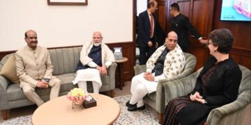 PM Modi-Priyanka Gandhi meet in Parliament
