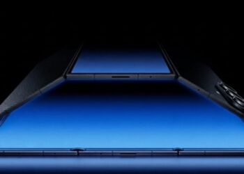 Samsung से ‘भिड़ने’ की तैयारी में Xiaomi, लॉन्च करेगी 3 बार मुड़ने वाला पहला स्मार्टफोन