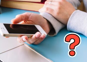 मोबाइल रिचार्ज होने वाले हैं महंगे! Airtel और Vi के बाद अब Jio दे सकता है झटका