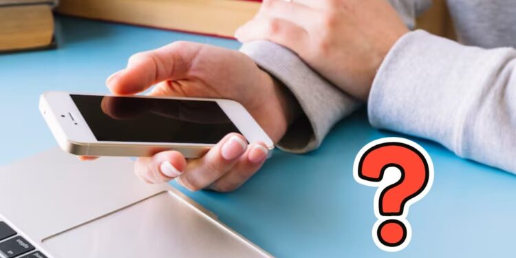 मोबाइल रिचार्ज होने वाले हैं महंगे! Airtel और Vi के बाद अब Jio दे सकता है झटका