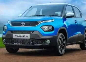 ₹4,999 की EMI में खरीद पाएंगे Tata की कारें, दिसंबर में कंपनी लाई धांसू ऑफर