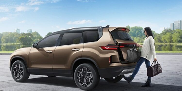 Scorpio N को टक्कर देने वाली इस SUV पर 1 लाख का डिस्काउंट, सेफ्टी है 5 स्टार