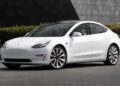 टेस्ला ने यूरोप में लॉन्च किया सस्ता Model 3 वेरिएंट, भारत में कब होगी एंट्री?