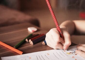 Father beats his 4-year-old daughter to death