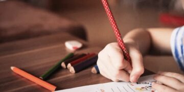 Father beats his 4-year-old daughter to death