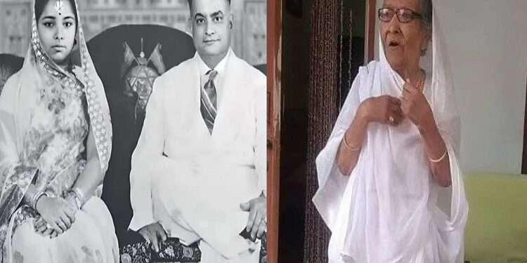 Queen Kamsundari Devi has passed away.