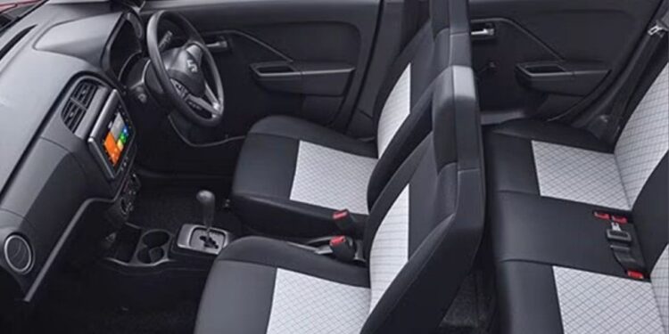 मार्केट में फिर छाई मारुति की ये सस्ती कार, सीधे दोगुनी हुई बिक्री, GST 2.0 में बदली कीमत