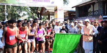 CM Dhami flagged off the 5 km run