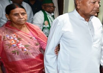 Lalu-Rabri get relief from court in land for job case