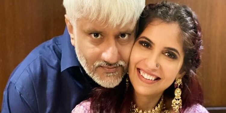 Vikram Bhatt- Shwetambari