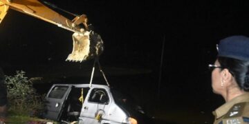 4 people died in a road accident