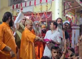 Forces with positive thinking always win: CM Yogi