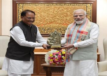 CM Vishnudev Sai presented PM Modi with a bell metal artwork titled 'Mata Kaushalya's Ram'.
