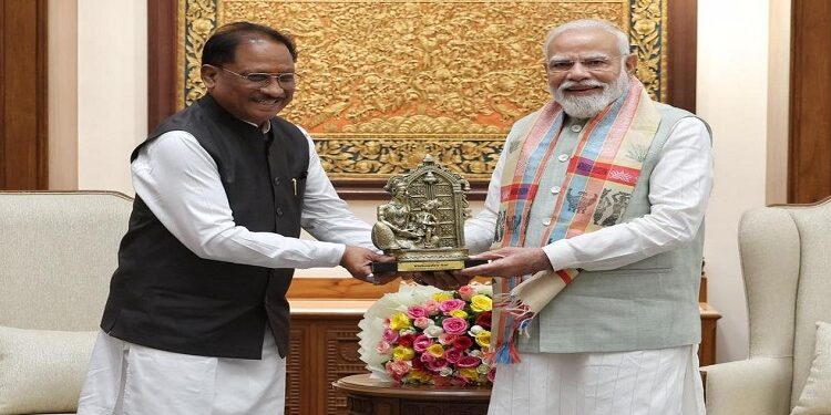 CM Vishnudev Sai presented PM Modi with a bell metal artwork titled 'Mata Kaushalya's Ram'.