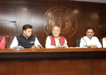 UP Cabinet