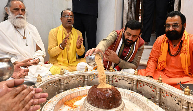 CM Nayab Saini participated in the “Somnath Swabhiman Parv” program.