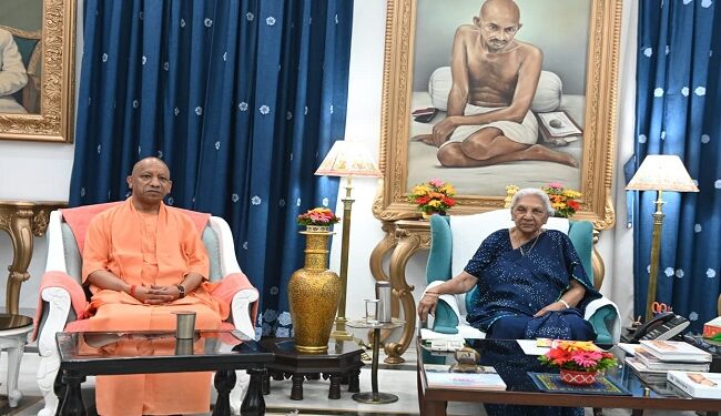 CM Yogi met the Governor