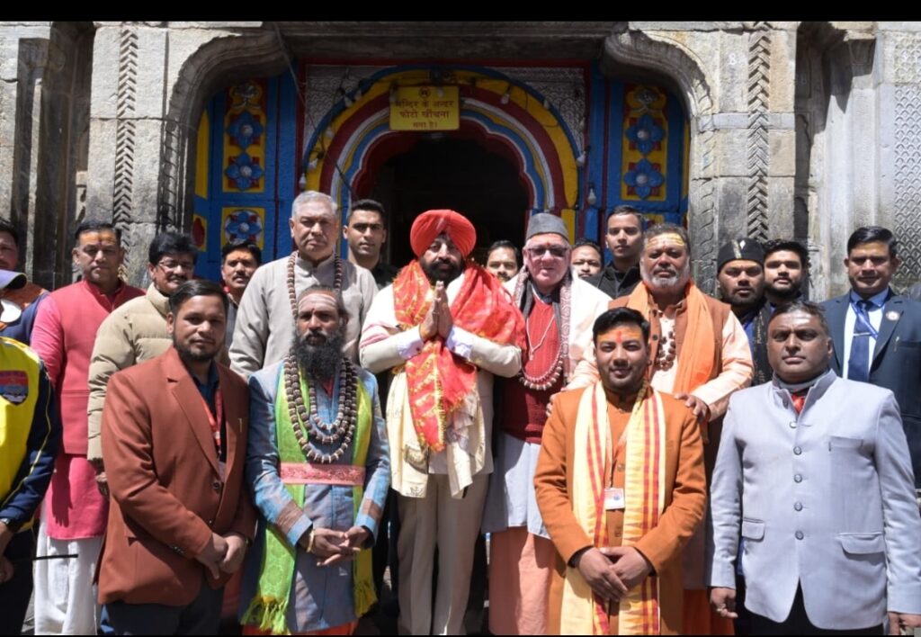 Governor Gurmeet Singh reached Kedarnath Dham