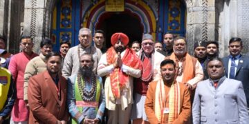 Governor Gurmeet Singh reached Kedarnath Dham