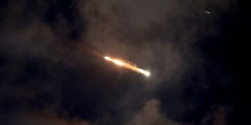 Iran bombs US airbase