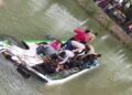 A bus full of labourers fell into a canal in Kanpur.