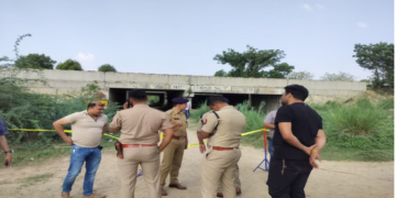 Mathura police Encounter