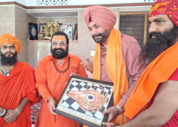 Navjot Singh Sidhu reached Haridwar