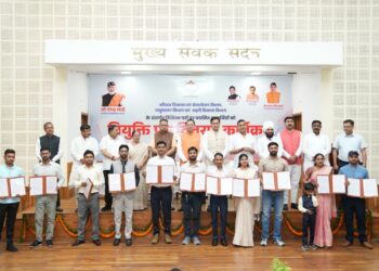 CM Dhami handed over appointment letters to the selected candidates.