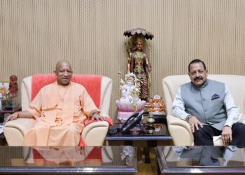 Union Minister of State Jitendra Singh met CM Yogi