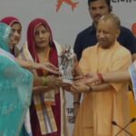 172 farmers from Jewar met CM Yogi