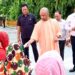 CM Yogi listened to the problems of 200 people.