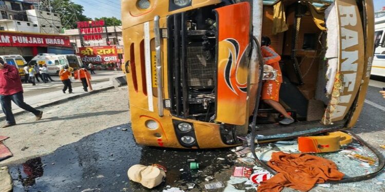 Haridwar: Bus full of devotees overturns