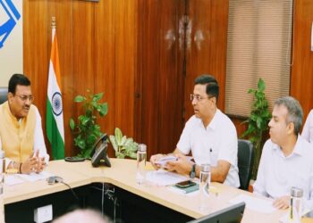Anand Bardhan issued instructions for an integrated system.
