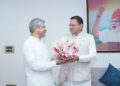 CM Dhami placed major proposals before the Railway Minister